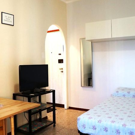 ミラノ* La Casa Di Arti * 25 Min Dal Duomoアパートメント エクステリア 写真