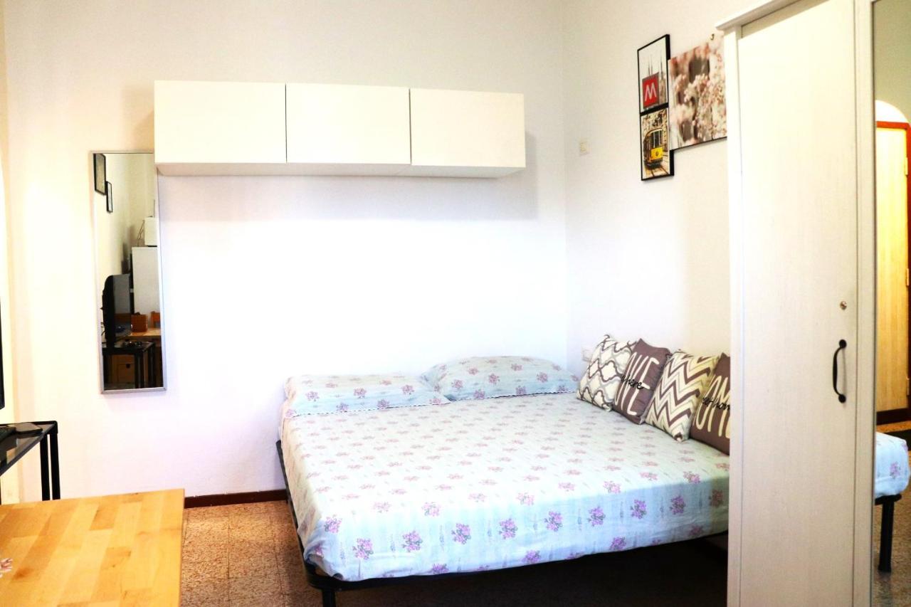 ミラノ* La Casa Di Arti * 25 Min Dal Duomoアパートメント エクステリア 写真