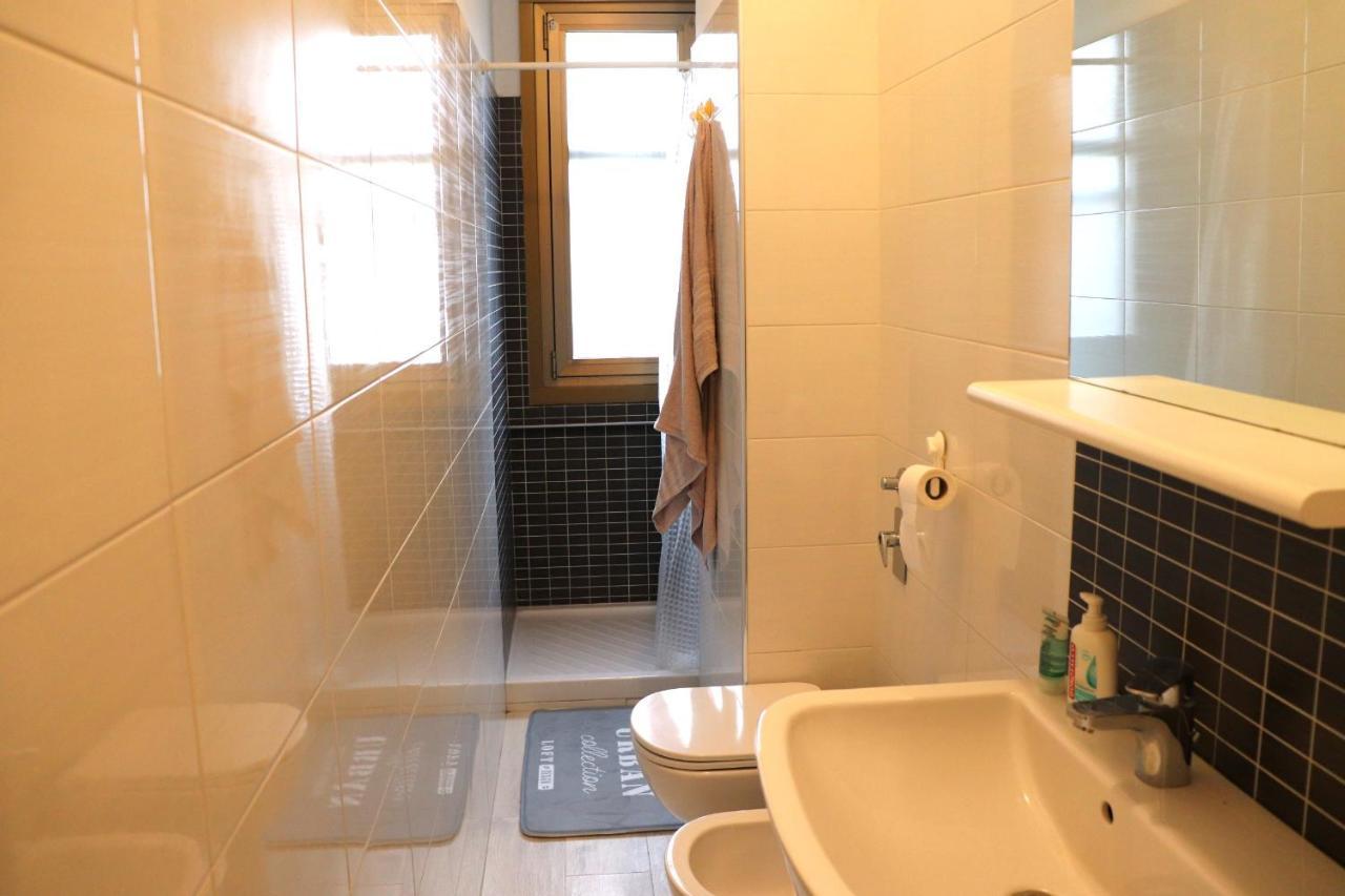 ミラノ* La Casa Di Arti * 25 Min Dal Duomoアパートメント エクステリア 写真
